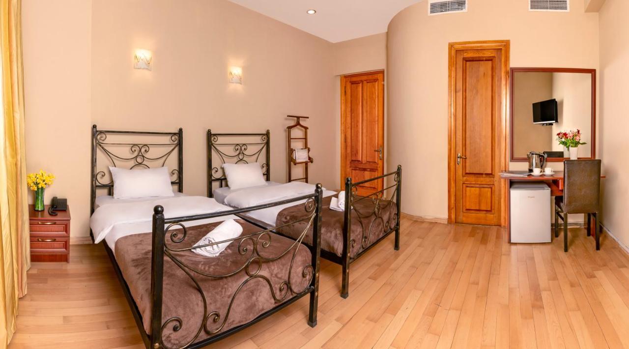 Hotel Vaki Tbilisi Eksteriør billede