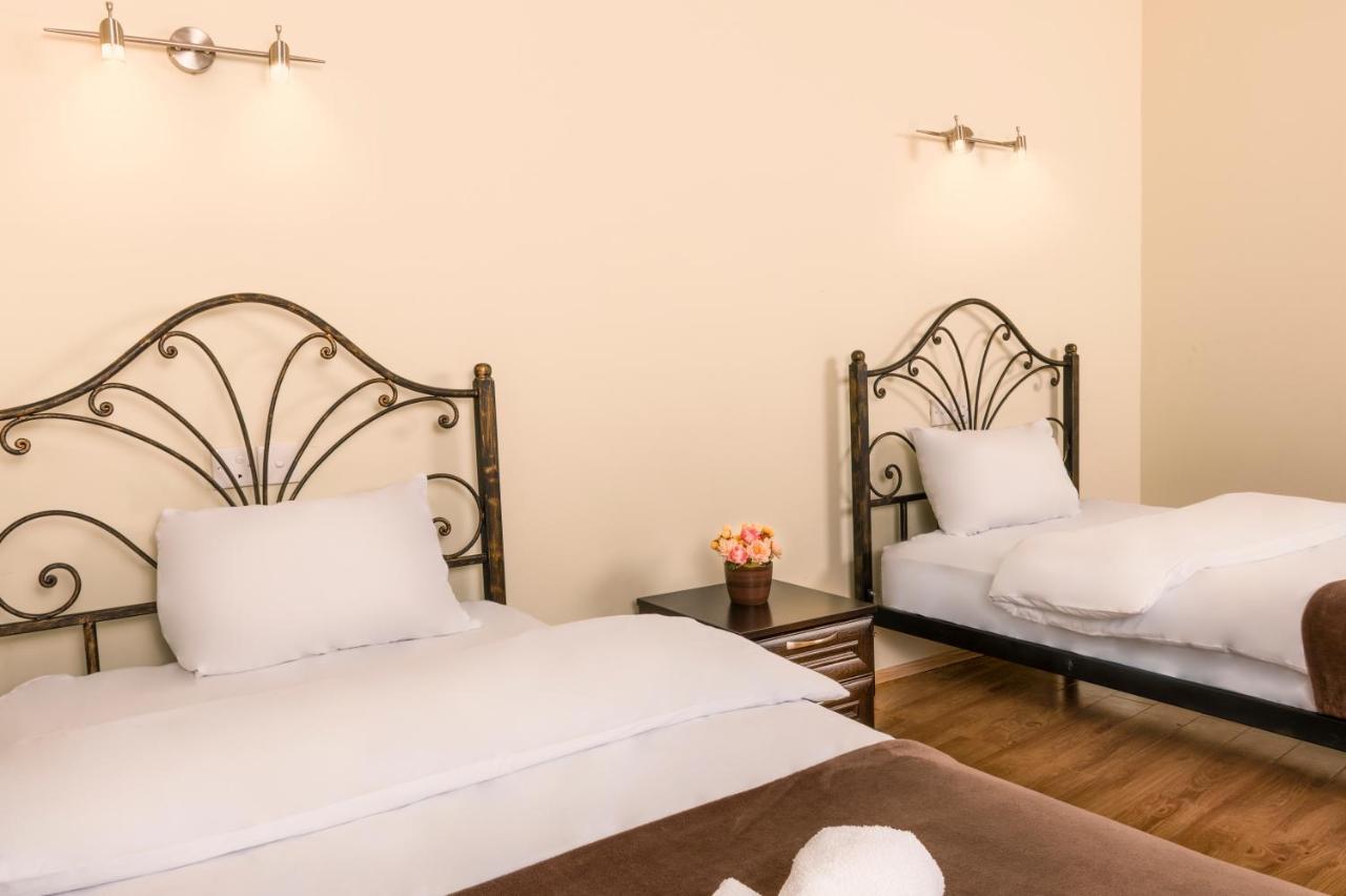 Hotel Vaki Tbilisi Eksteriør billede