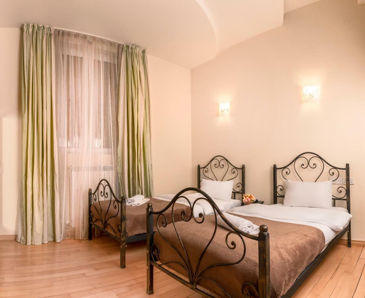 Hotel Vaki Tbilisi Eksteriør billede